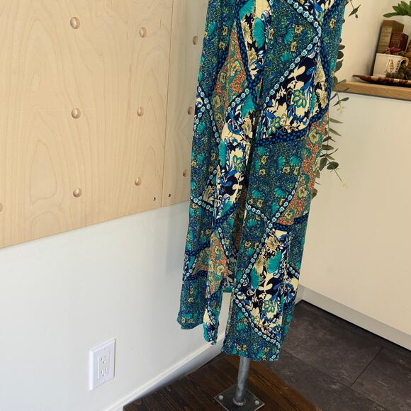 HAYDEN Los Angeles Cut Out Maxi Dress Size Medium Halter Patchwork Print - Picture 4 of 10